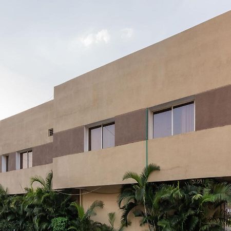 Spot On 73694 Hotel Prakash Szaharanpur Kültér fotó