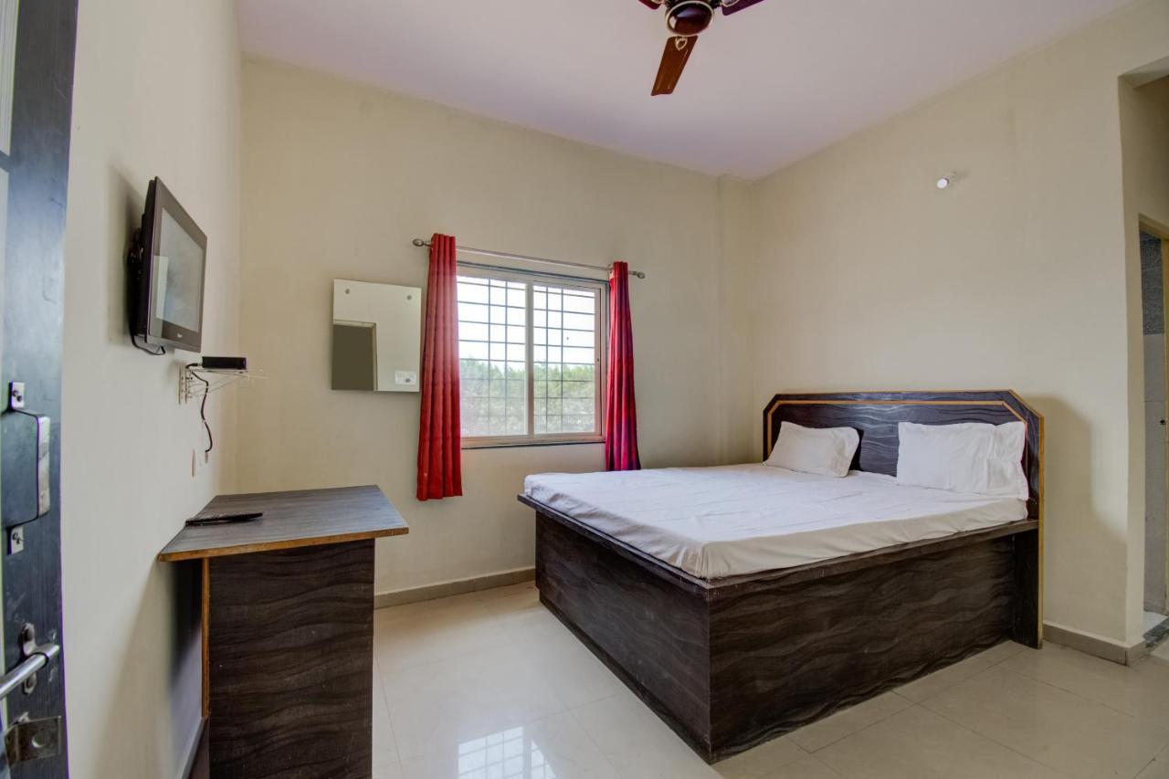 Spot On 73694 Hotel Prakash Szaharanpur Kültér fotó