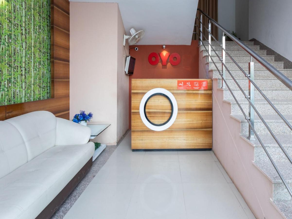 Spot On 73694 Hotel Prakash Szaharanpur Kültér fotó