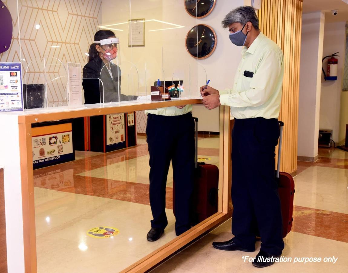 Spot On 73694 Hotel Prakash Szaharanpur Kültér fotó